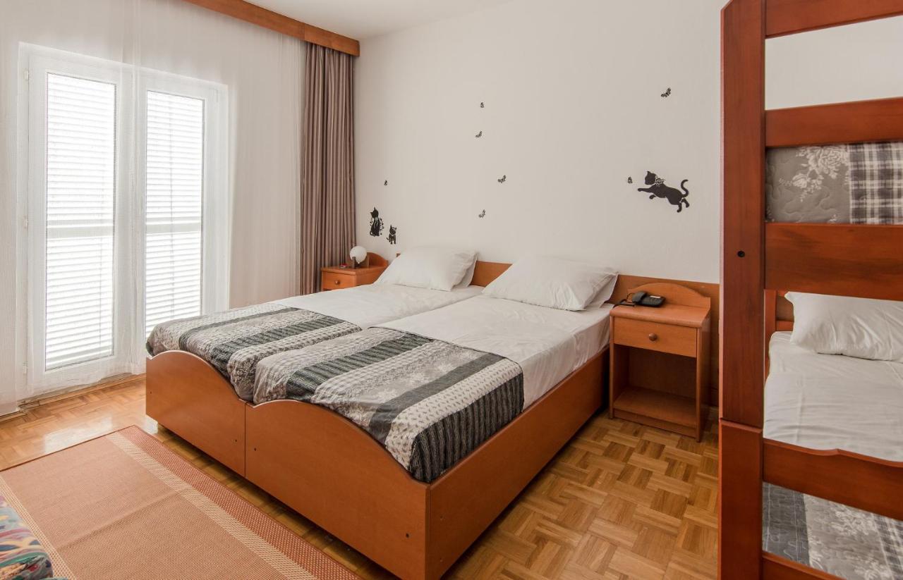 Hotel Barba Стариград-Пакленица Экстерьер фото